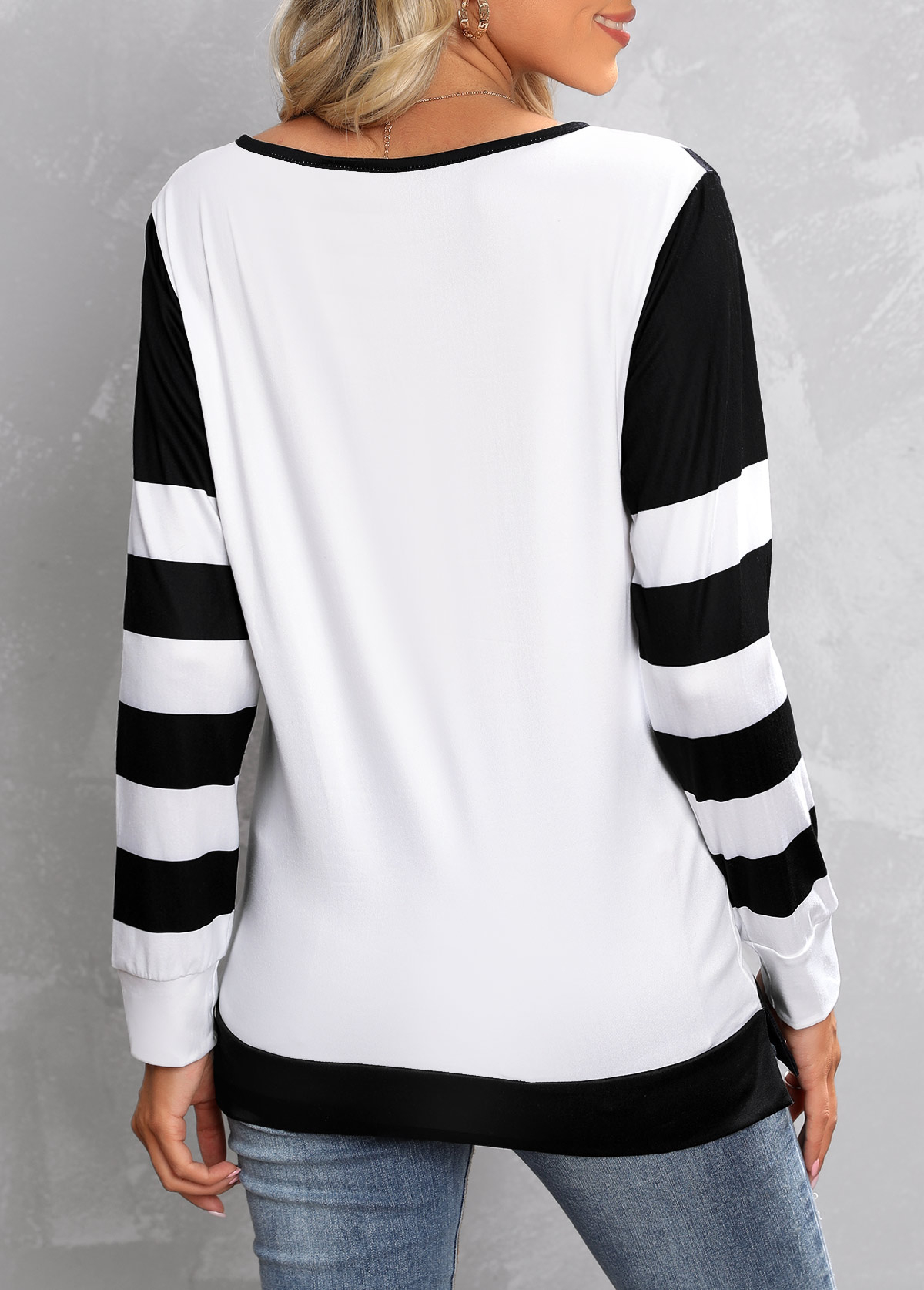 60d69ea57b97e8e2ced1517da8049c61